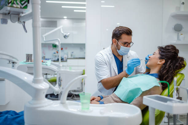 Best Tooth Extraction  in Zephyrhills North, FL